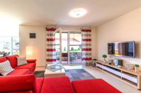 Leonie - Apartment mit Terrasse & Wellness am Hafen Waren / Müritz